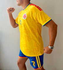Colombia Luis Diaz #7 World Cup Jersey with Shorts